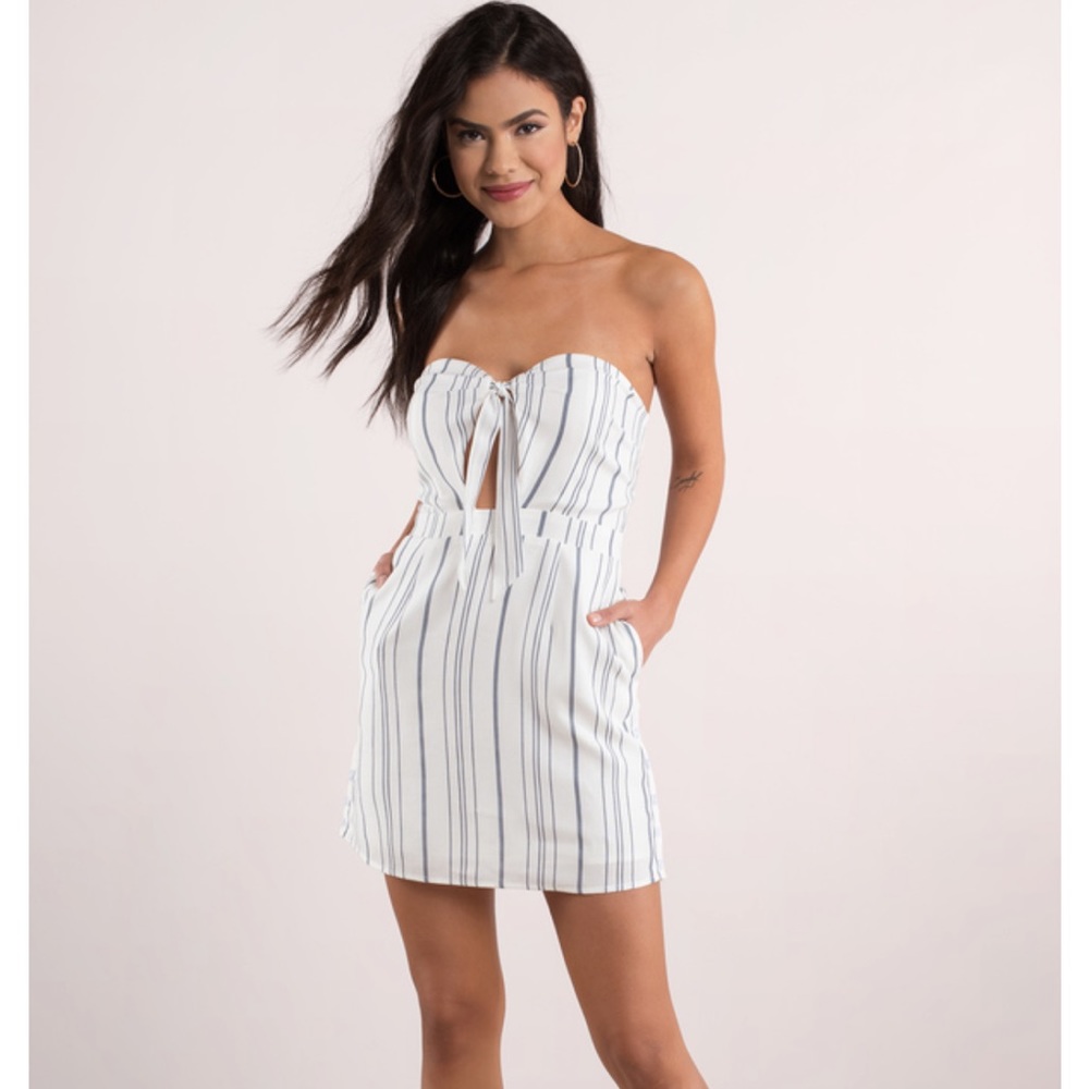 TOBI Sarah Blue Strapless Dress - M